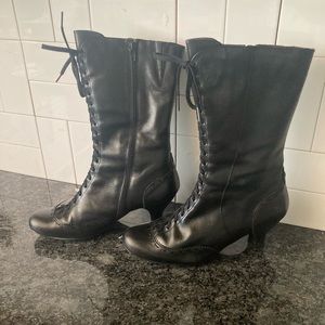 Pikolino black leather lace up boots size 41